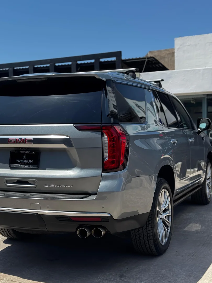 GMC Yukon 2023 - Foto 1