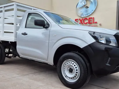 Nissan NP300 2024