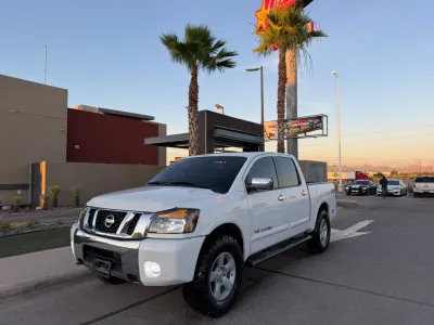 Nissan Titan