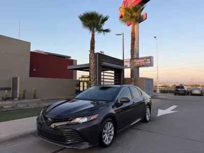 Toyota Camry 2018